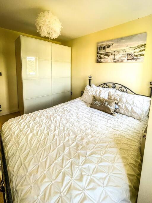 Soho Beach Apartment With Fabulous Sea View And 2 Minutes To The Beach With Free Parking And Netflix Bournemouth Kültér fotó